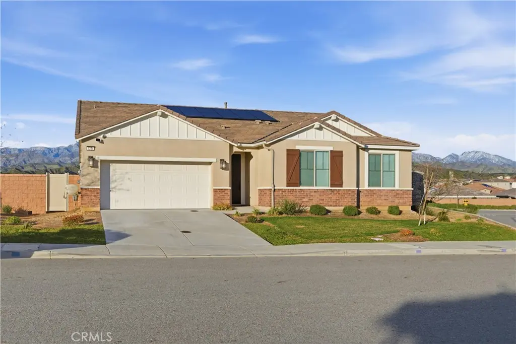 1224 Joshua Tree Road, Calimesa, CA — listing photo 1