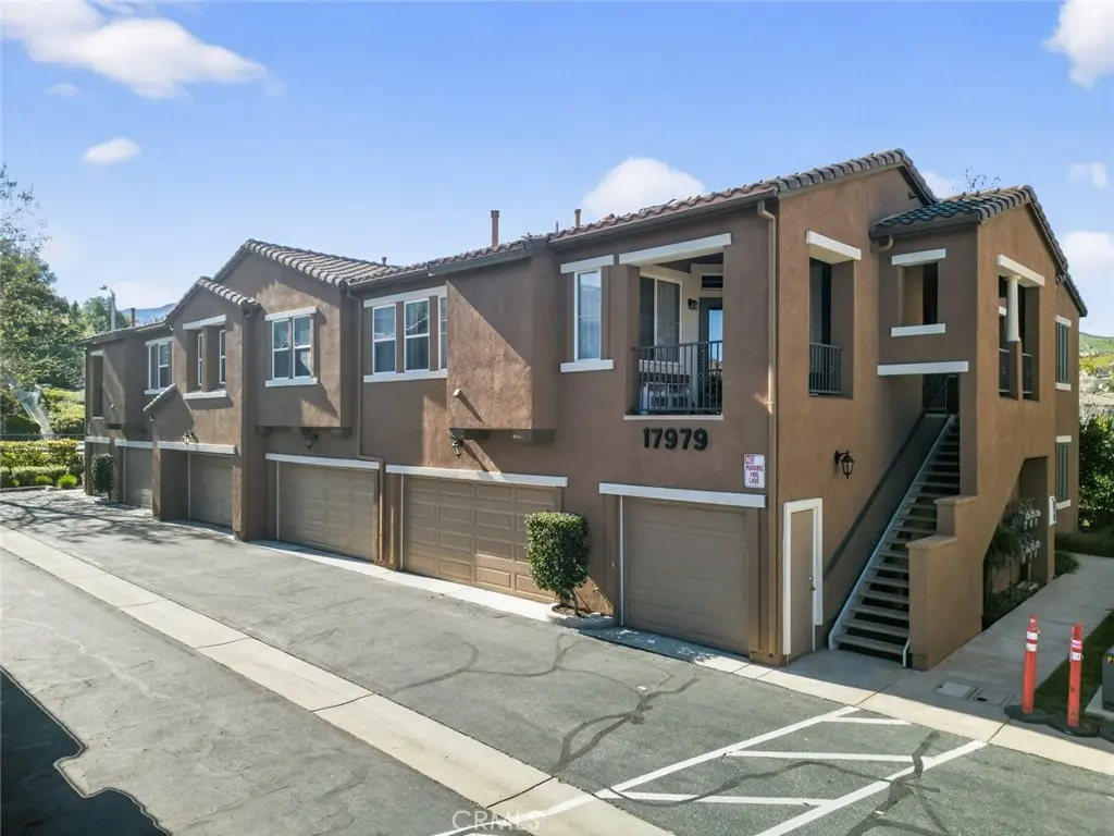 17979 Lost Canyon Road 104, Canyon Country, CA — listing photo 1