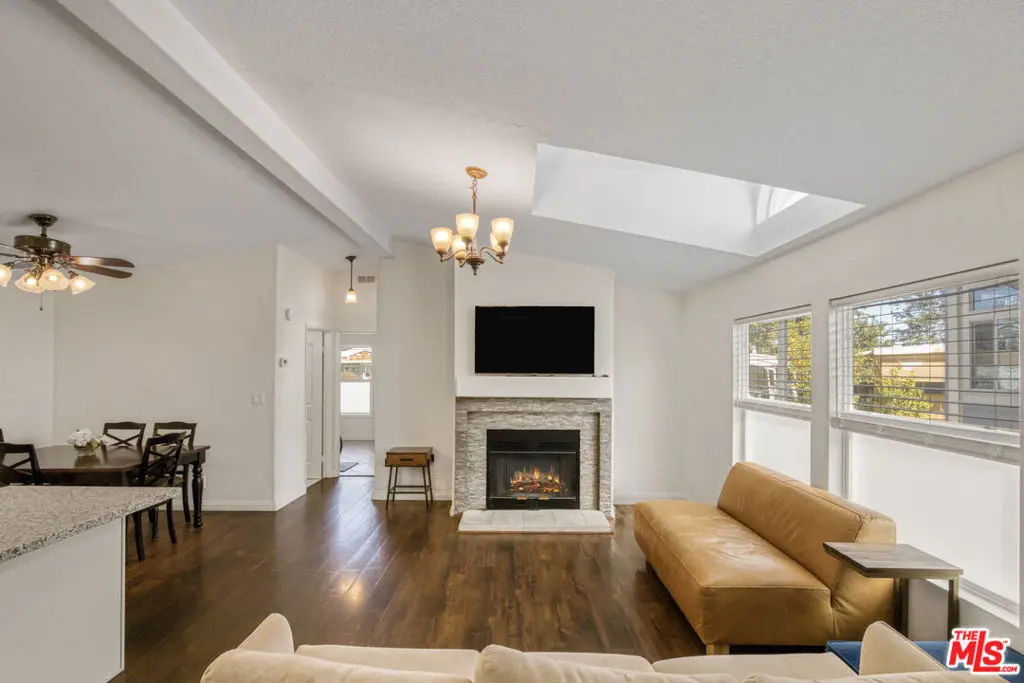 4201 Topanga Canyon Boulevard 136, Woodland Hills, CA — listing photo 1