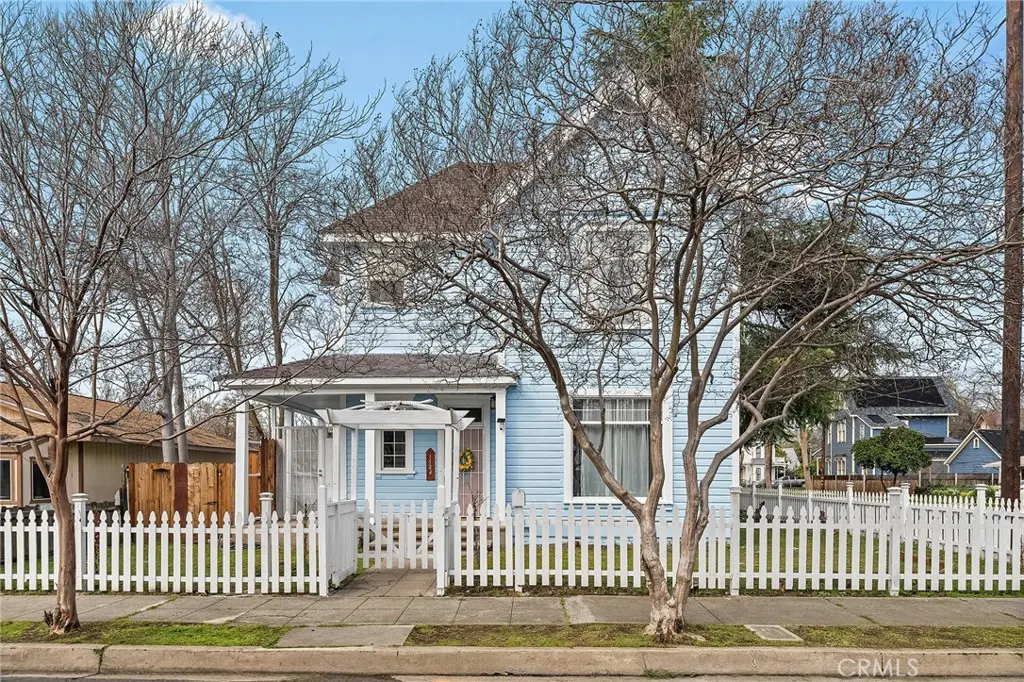 1584 Robinson Street, Oroville, CA — listing photo 1