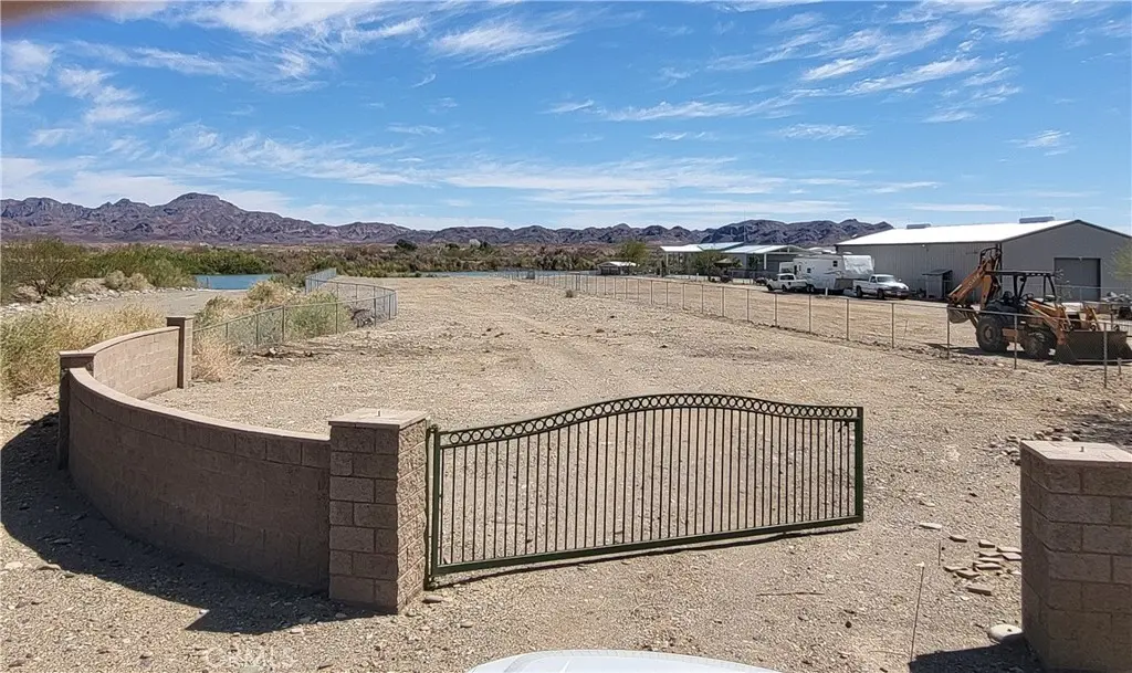 2678 Rio Vista Way, Palo Verde, CA — listing photo 1