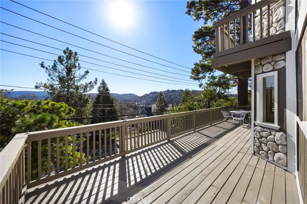 1113 N Grass Valley, Lake Arrowhead, CA — listing photo 1