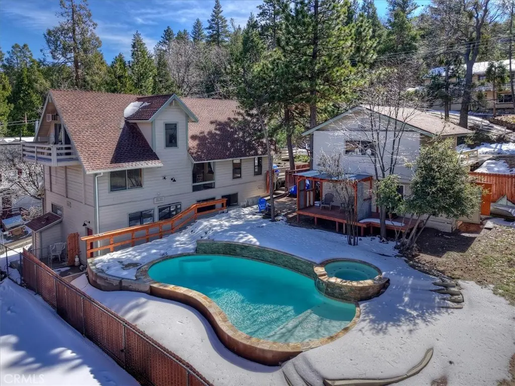 27064 Overlook, Lake Arrowhead, CA — listing photo 1