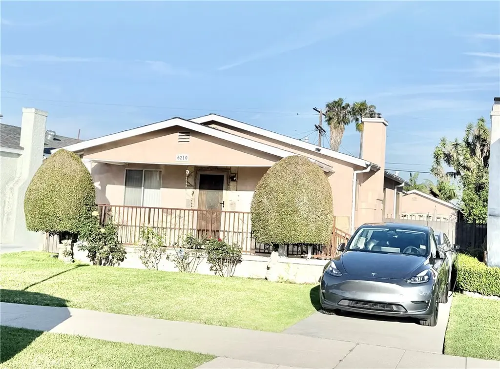 6210 S Rimpau, Los Angeles, CA — listing photo 1