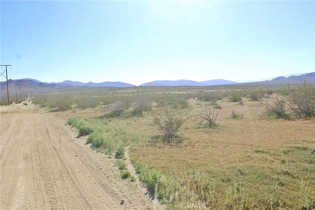 1 Kimshew Road, Apple Valley, CA — listing photo 1
