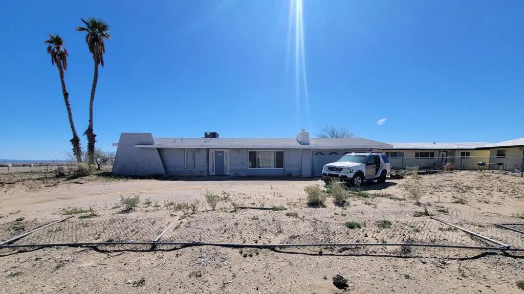 1453 S Marina Drive, Thermal, CA — listing photo 1