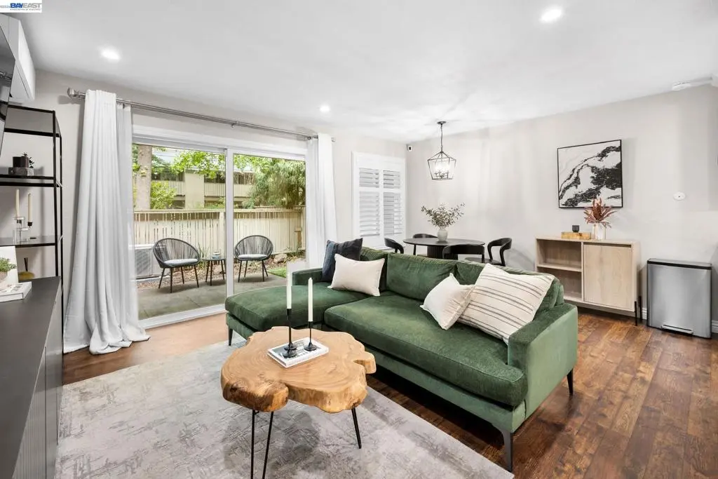 Condominium for sale at 2724 Oak Rd 88, Walnut Creek, CA featuring 1 bed and 1 bath