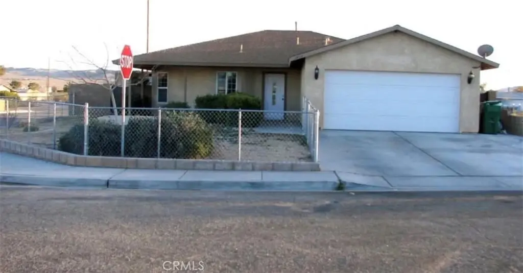 1301 W Willow, Ridgecrest, CA — listing photo 1