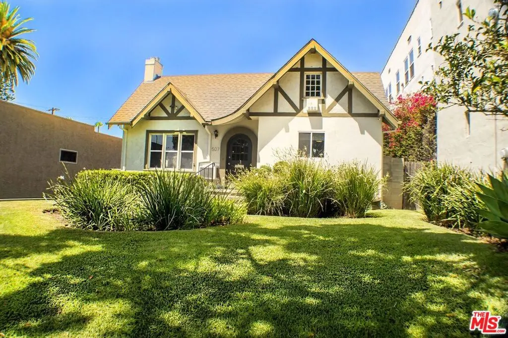 Single Family Residence for sale at 507 N Larchmont Boulevard, Los Angeles, CA