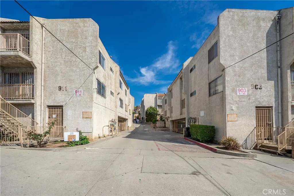 Duplex for sale at 911 New Depot Street 9-10, Los Angeles, CA featuring 5 beds and 2 baths