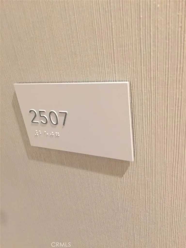 Condominium for sale at 889 Francisco 2507, Los Angeles, CA and 1 bath