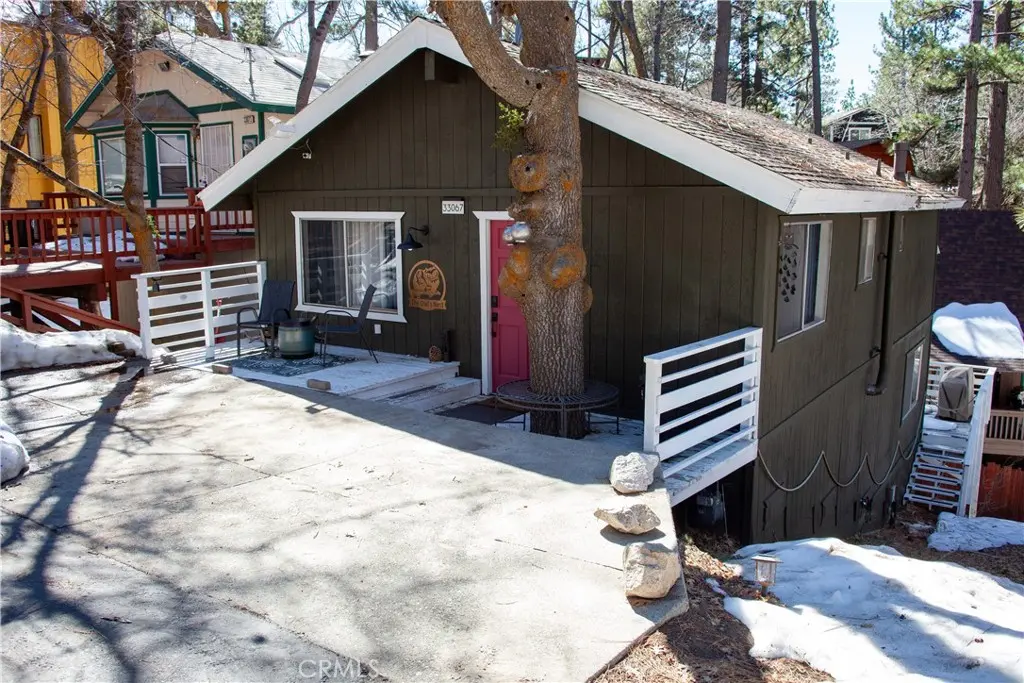 33067 Robin, Running Springs, CA — listing photo 1