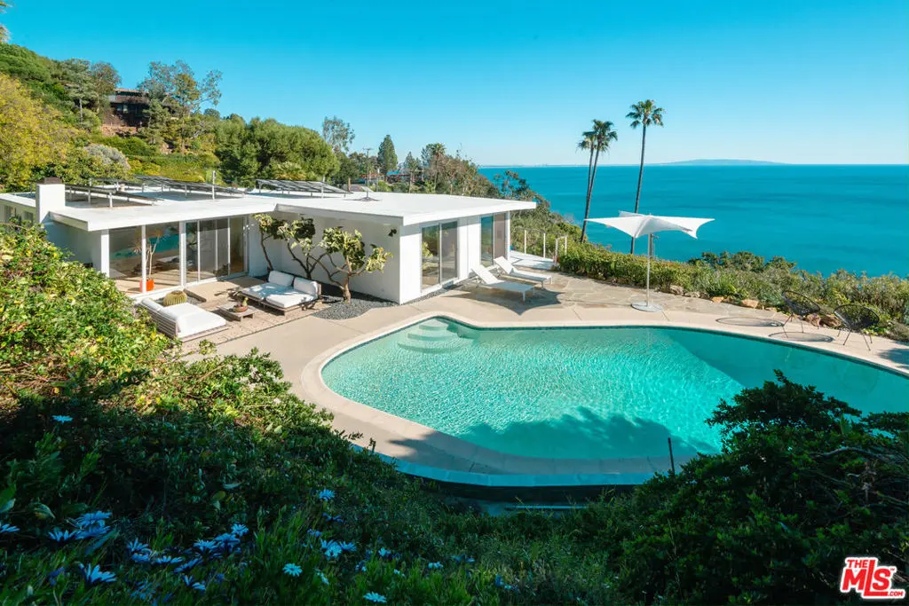 Residential Lease for rent at 20647 Seaboard Road, Malibu, Los Angeles County, CA featuring 3 beds and 2 baths