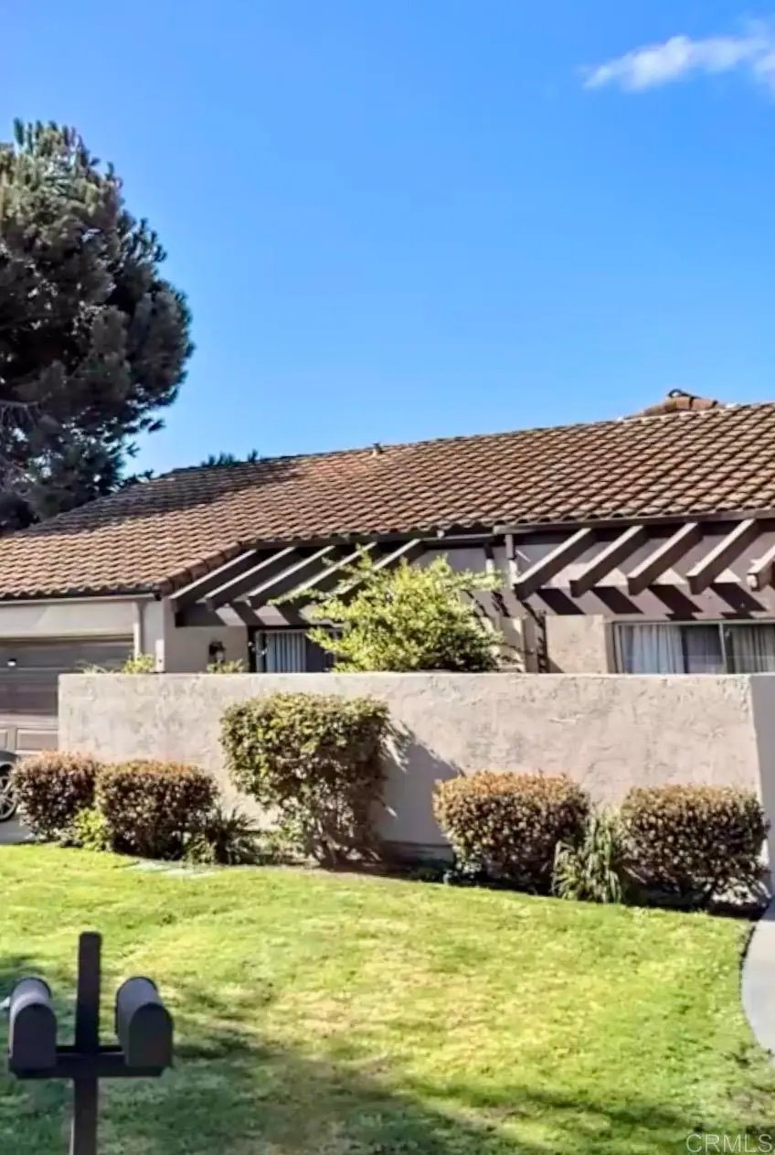 Condominium for sale at 2011 Jason Glen, Escondido, CA featuring 3 beds and 2 baths