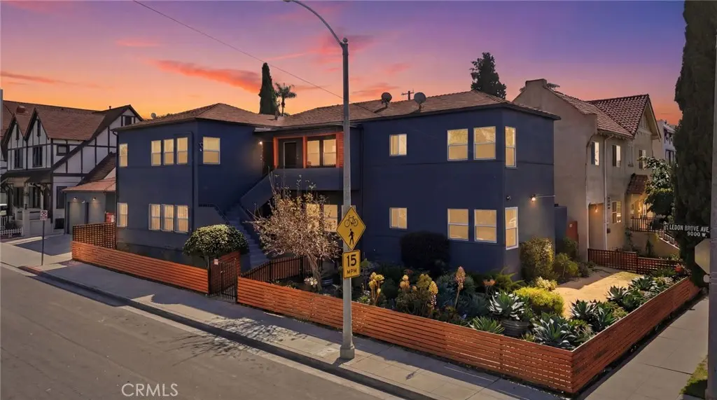 Condominium for sale at 5084 Lemon Grove, Los Angeles, CA featuring 1 bed and 1 bath