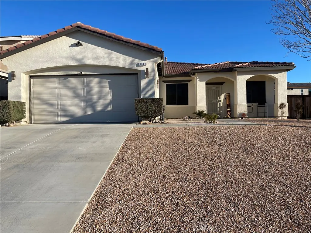 3649 Half Dome, Rosamond, CA — listing photo 1