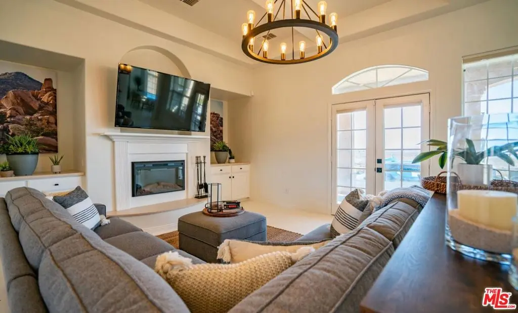 71638 Laura Lane, Twentynine Palms, CA — listing photo 1