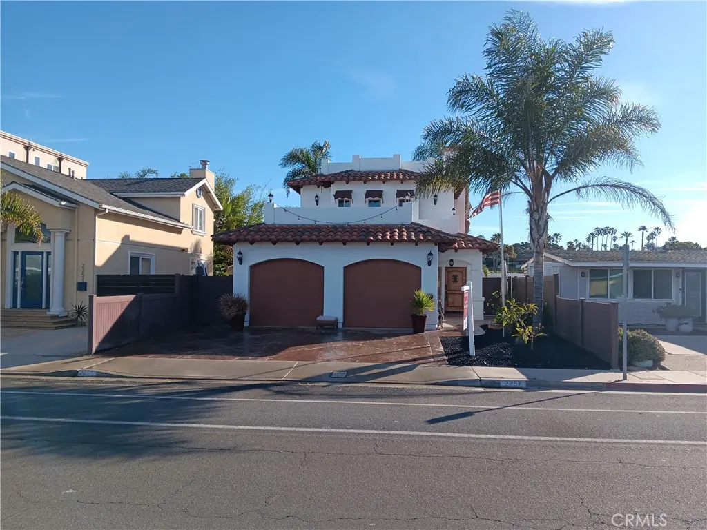 Single Family Residence for sale at 2257 Pierpont, Ventura, CA featuring 3 beds and 2 baths