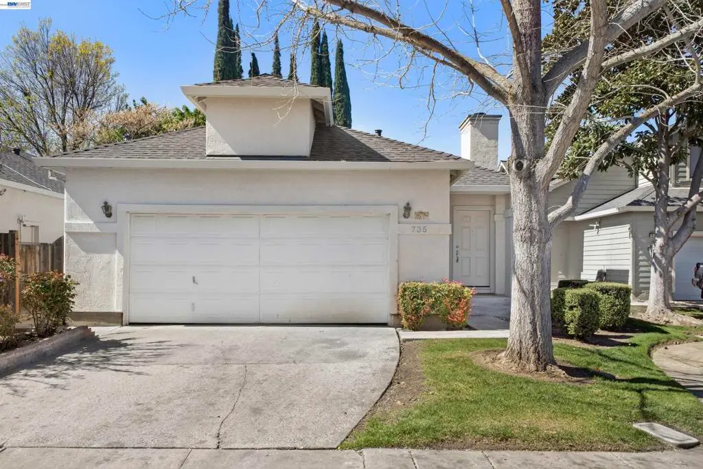 Single Family Residence for sale at 735 Timberline Ter, Brentwood, CA featuring 3 beds and 2 baths