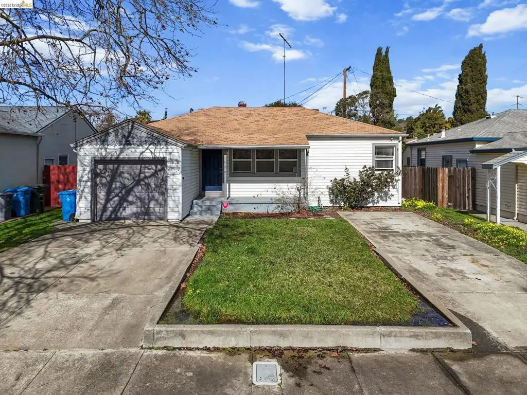 Single Family Residence for sale at 104 Foster St, Vallejo, CA featuring 3 beds and 1 bath