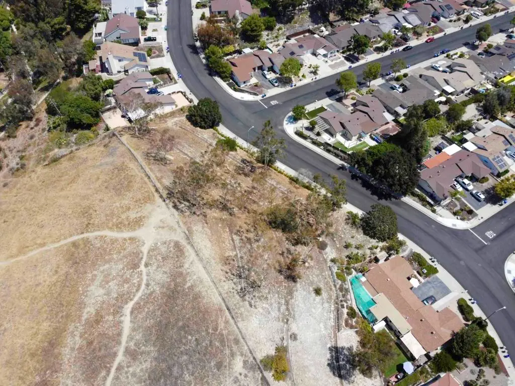 1702 Havenwood Dr, Oceanside, CA — listing photo 1