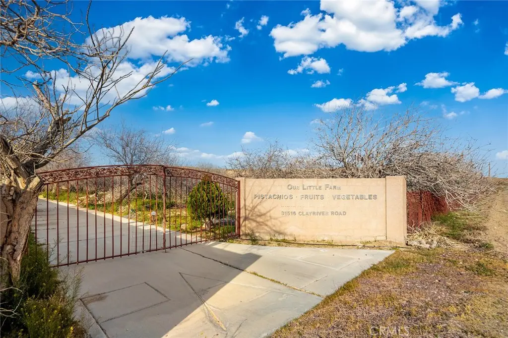 31516 Clay River Road, Barstow, CA — listing photo 1