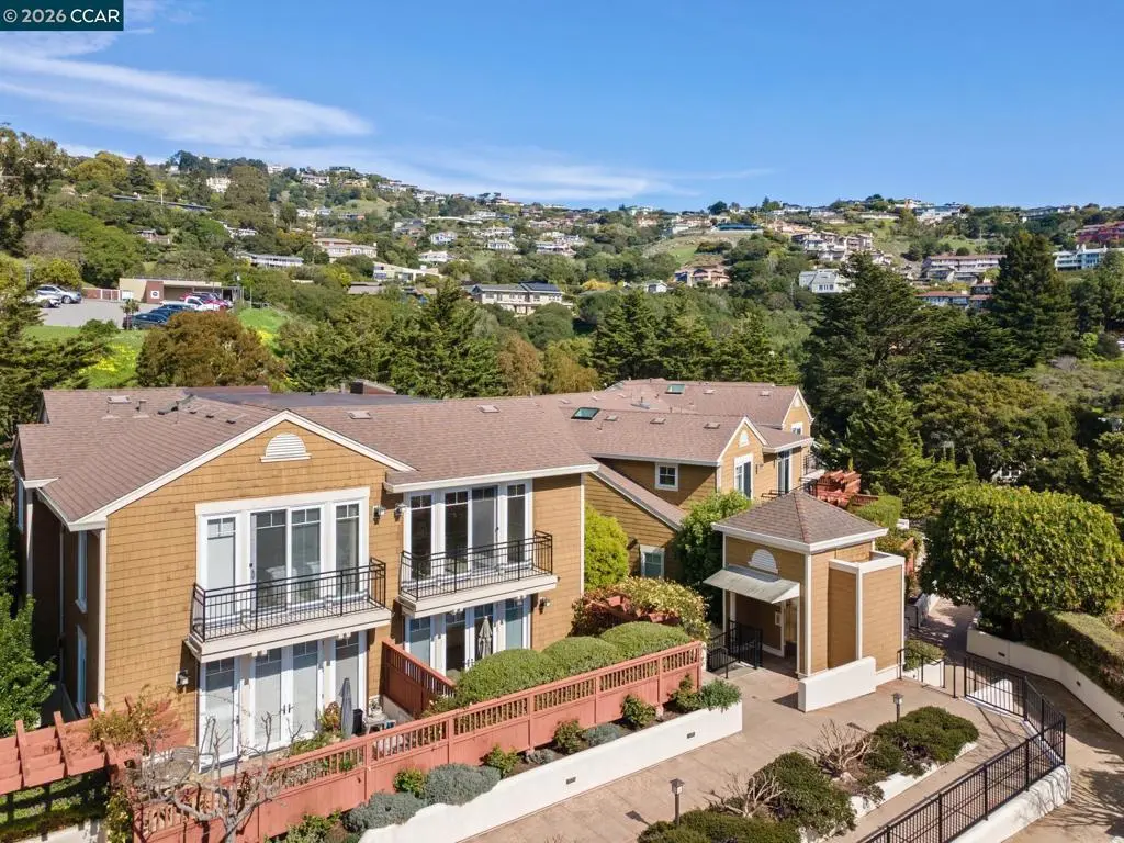Townhouse for sale at 70 Neds Way, Tiburon, CA featuring 2 beds and 3 baths