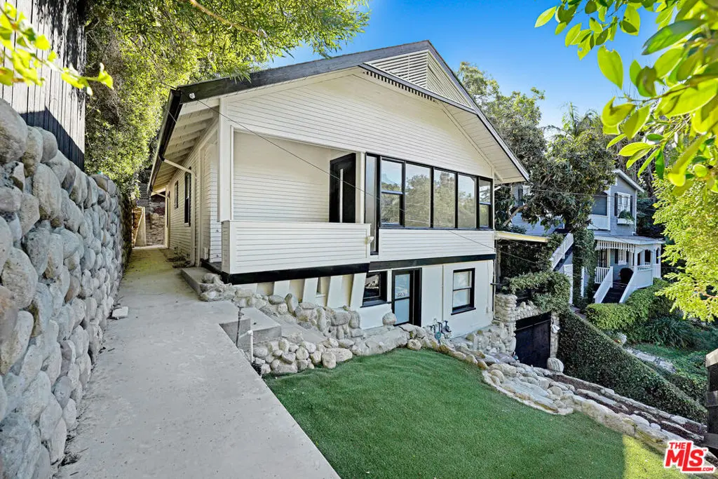 Residential Lease for rent at 316 Crane Boulevard, Los Angeles, Los Angeles County, CA featuring 2 beds and 1 bath