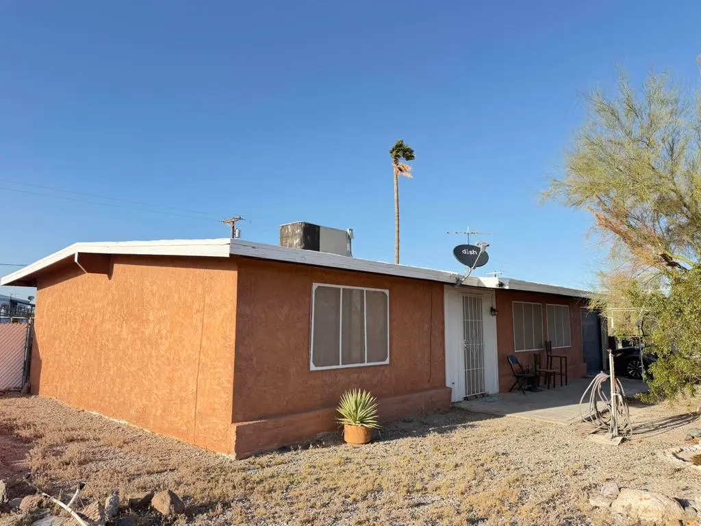 1244 Arcadia Avenue, Thermal, CA — listing photo 1