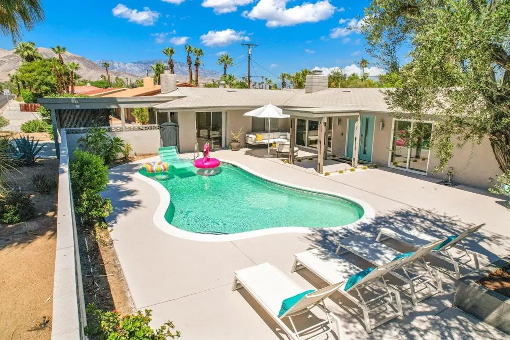 Residential Lease for rent at 74350 Covered Wagon Trail A, Palm Desert, Riverside County, CA featuring 3 beds and 2 baths