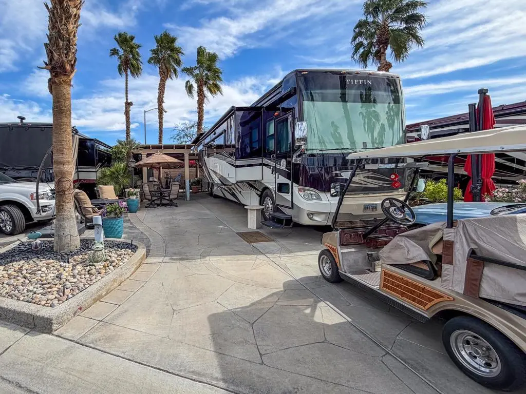 Mobile Home for sale at 80394 Ave 48 74, Indio, CA