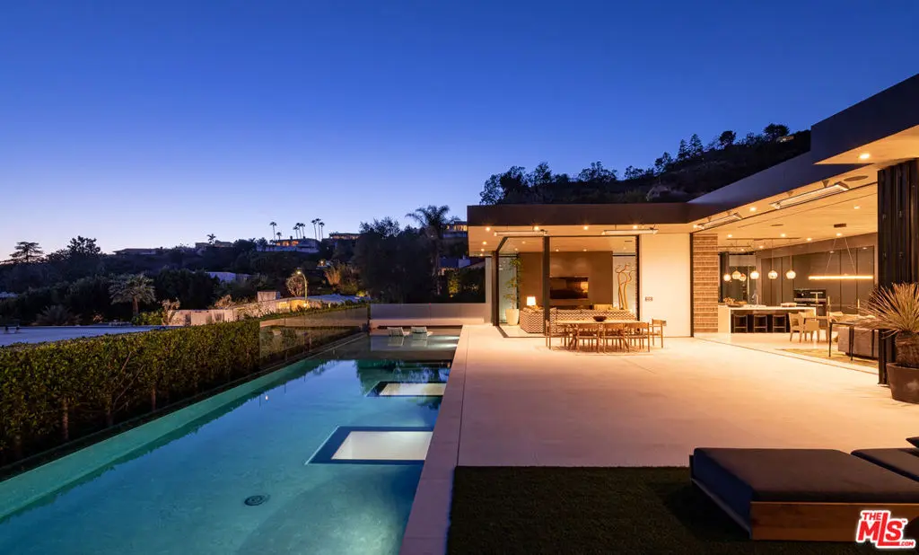 Residential Lease for rent at 1822 Marcheeta Place, Los Angeles, Los Angeles County, CA featuring 4 beds and 7 baths