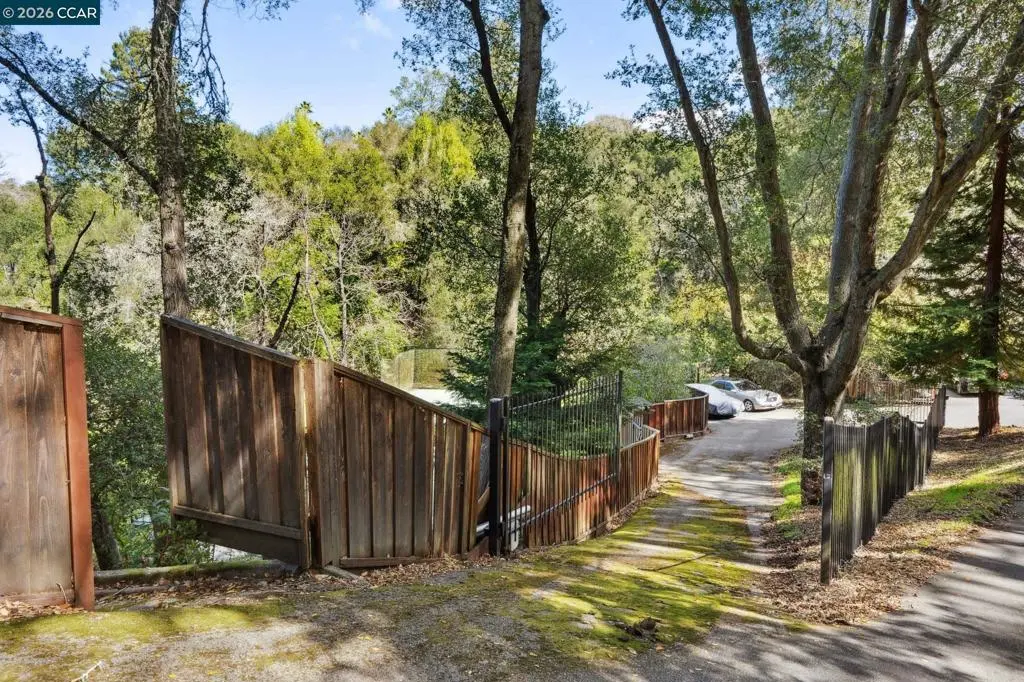 49 Tiger Tail Court, Orinda, CA — listing photo 1