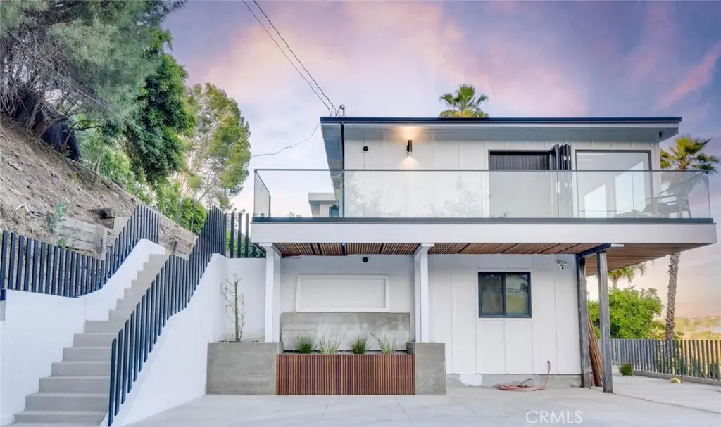 5137 Campo, Woodland Hills, CA — listing photo 1