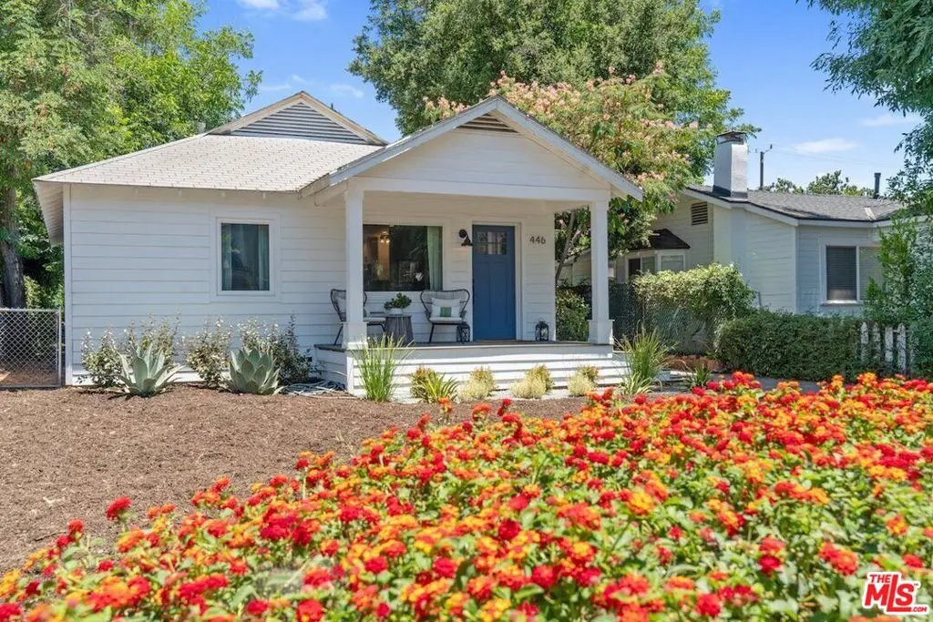 Residential Lease for rent at 446 N California Street, Burbank, Los Angeles County, CA featuring 2 beds and 1 bath