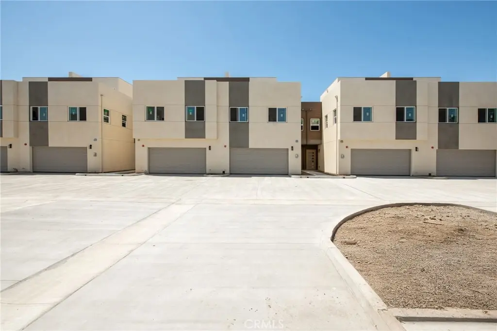 1018 W 223rd Street 4, Torrance, CA — listing photo 1