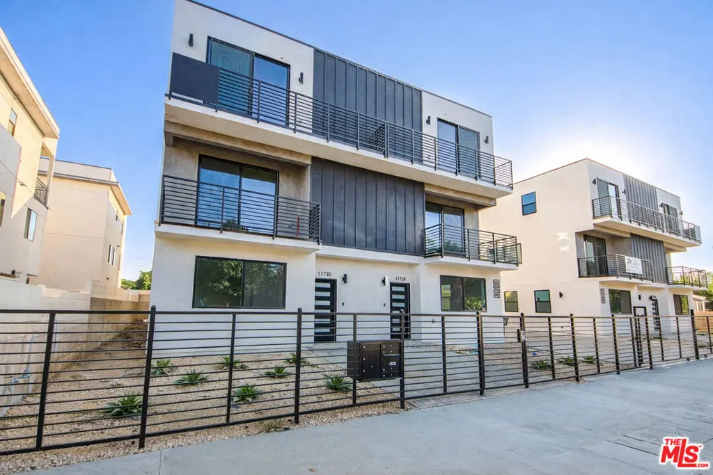 11736 Gilmore Street, North Hollywood, CA — listing photo 1
