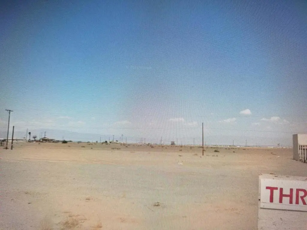 2072 Thomas R Cannell Road, Salton City, CA — listing photo 1