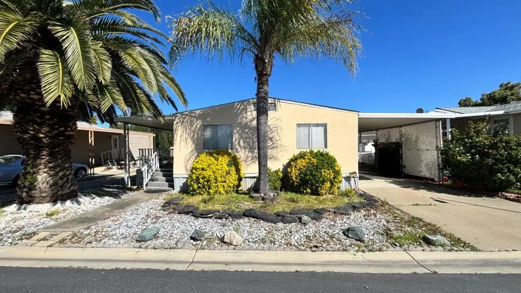 4216 Brookside Drive 121, Sacramento, CA — listing photo 1
