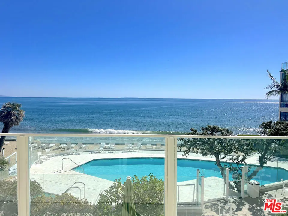 Residential Lease for rent at 22548 Pacific Coast Highway 203, Malibu, Los Angeles County, CA featuring 1 bed and 1 bath