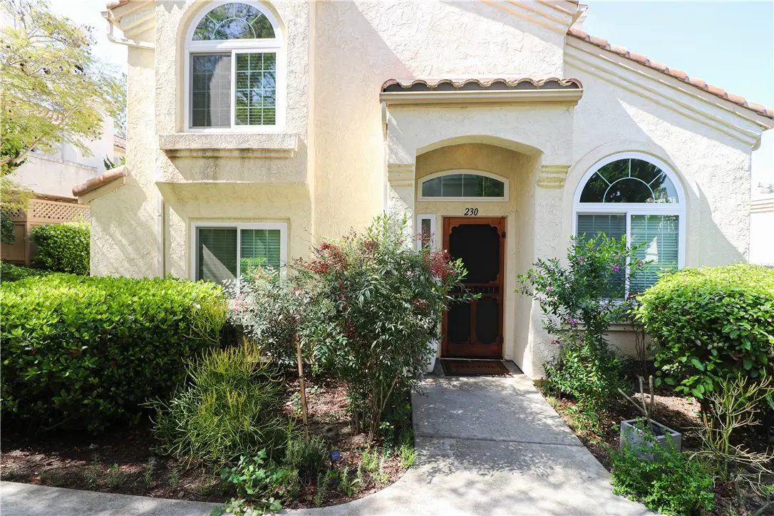 730 Breeze Hill 230, Vista, CA — listing photo 1