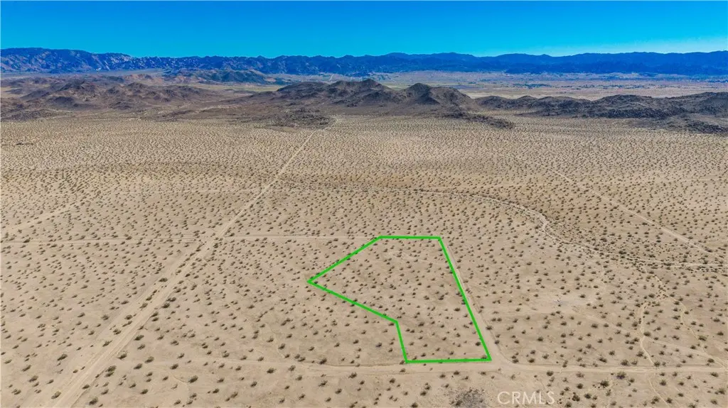 48 Moonlight Mesa Street, Joshua Tree, CA — listing photo 1