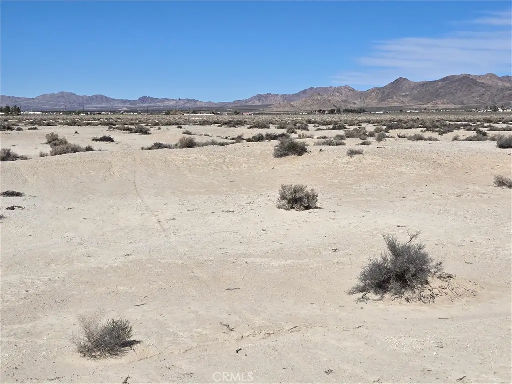 3 North Side, Lucerne Valley, CA — listing photo 1