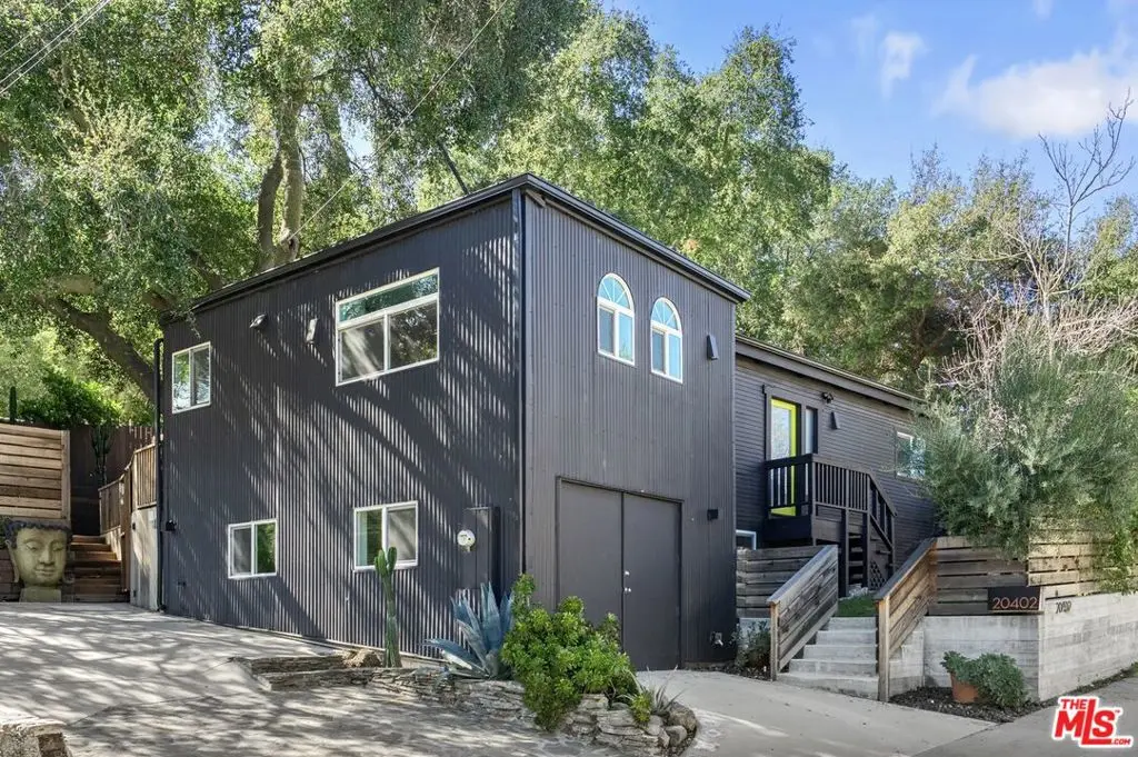 20402 Paradise Lane, Topanga, CA — listing photo 1