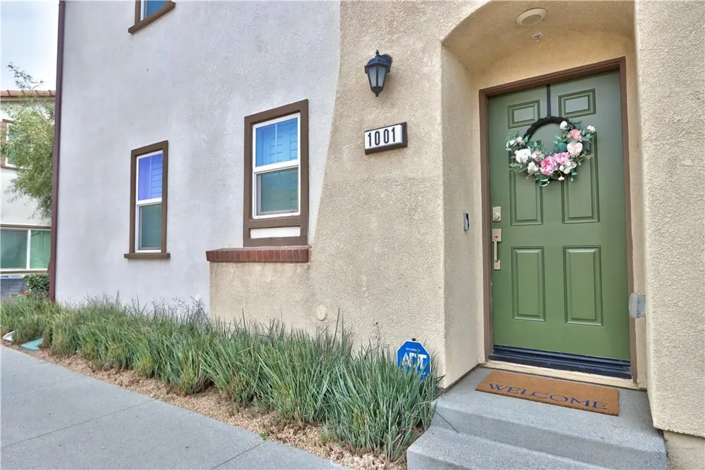 Condominium for sale at 28397 Partridge Way 1001, Murrieta, CA featuring 2 beds and 2 baths