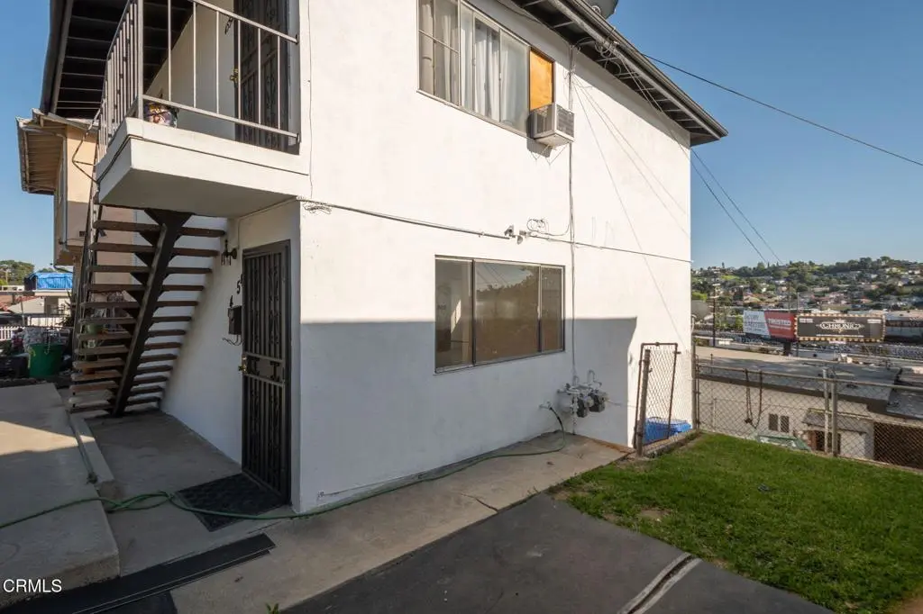 Residential Income for sale at 4552 Catalpa Street, Los Angeles, CA