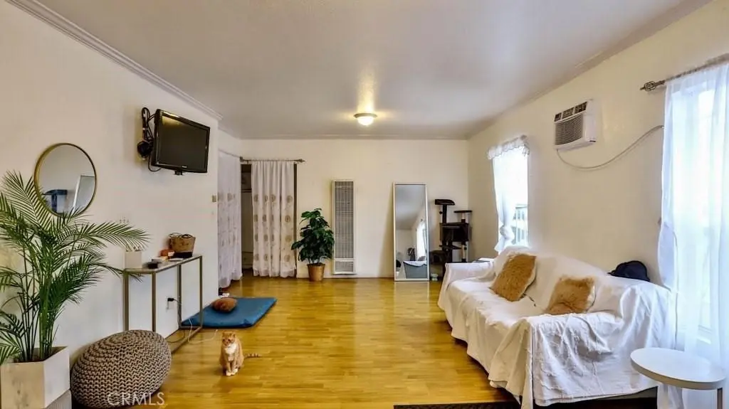 Duplex for sale at 6414 S Hoover Street, Los Angeles, CA featuring 7 beds and 4 baths