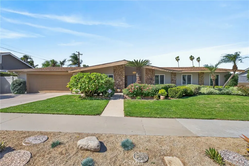 Single Family Residence for sale at 5305 Bardwell, Riverside, CA featuring 5 beds and 3 baths