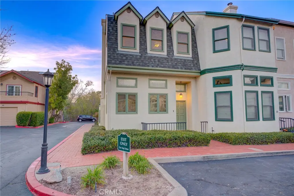 Condominium for sale at 1106 Oceanaire 1, San Luis Obispo, CA featuring 2 beds and 2 baths