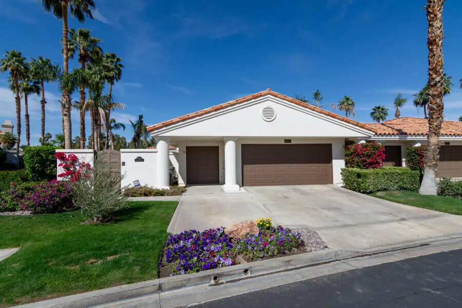 Condominium for rent at 80671 Cherry Hills Drive, La Quinta, CA featuring 3 beds and 4 baths